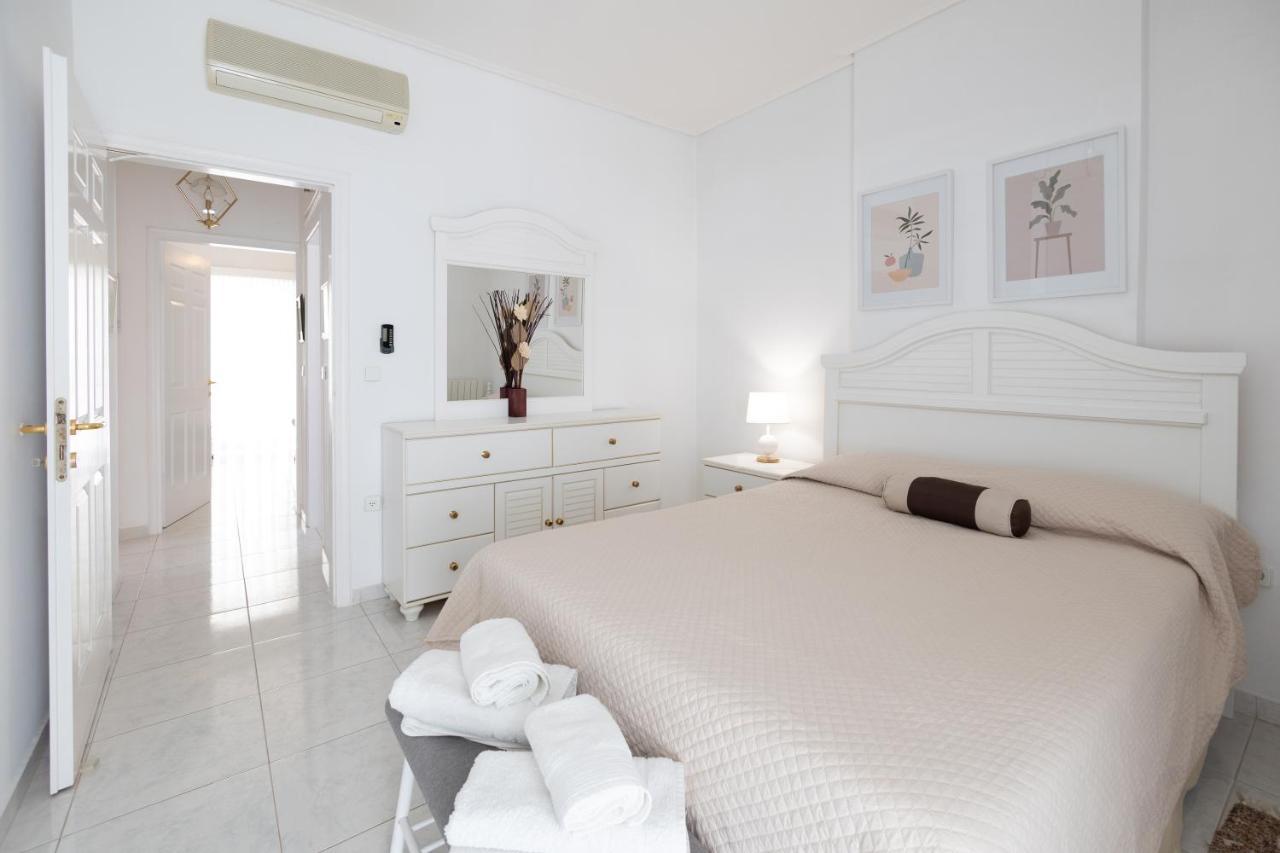 Seaside Penthouse In Calamata Exterior foto