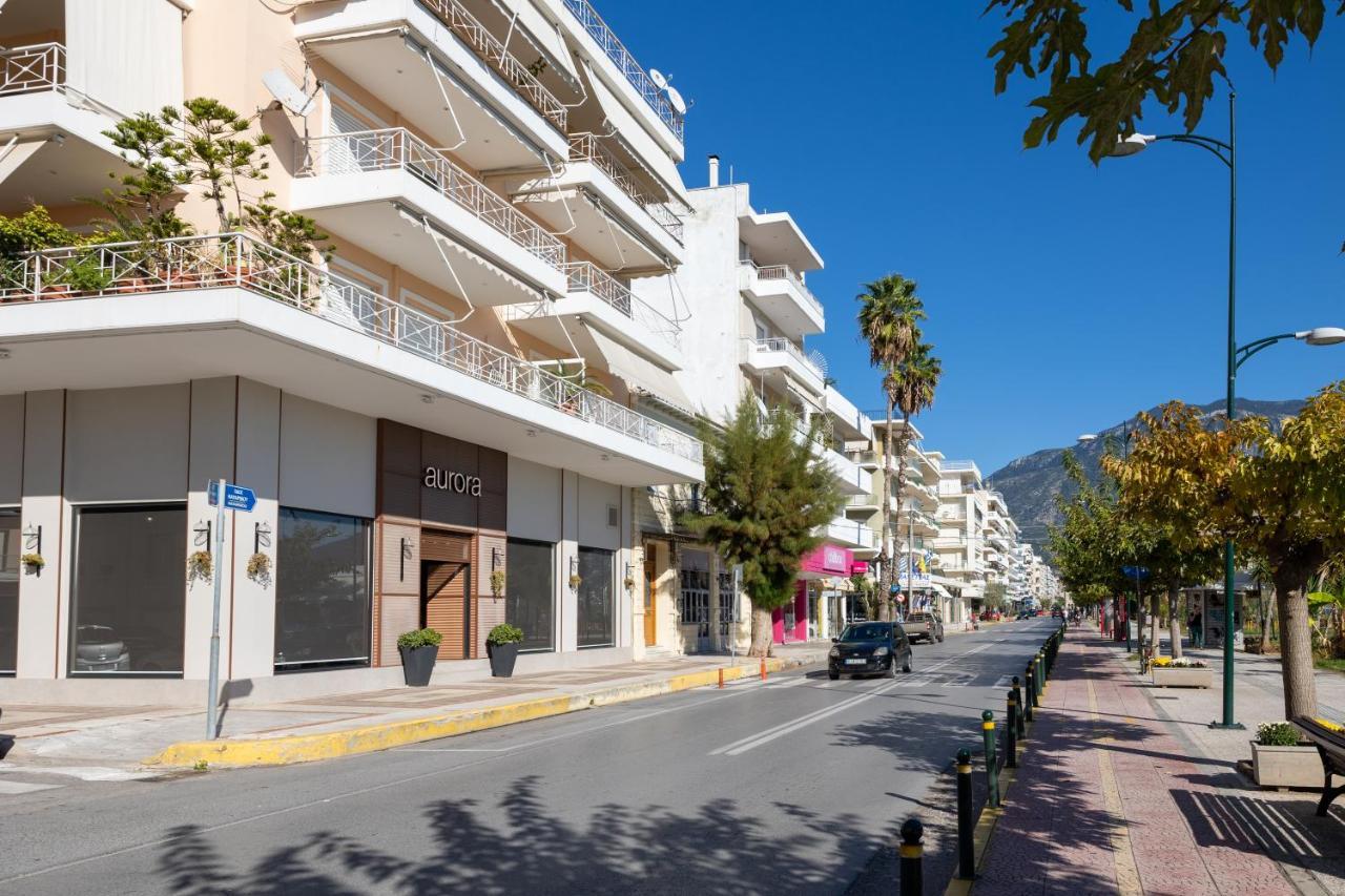 Seaside Penthouse In Calamata Exterior foto